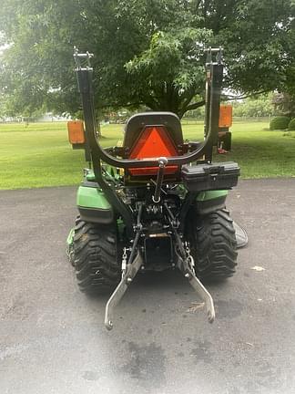 Image of John Deere 1025R equipment image 4