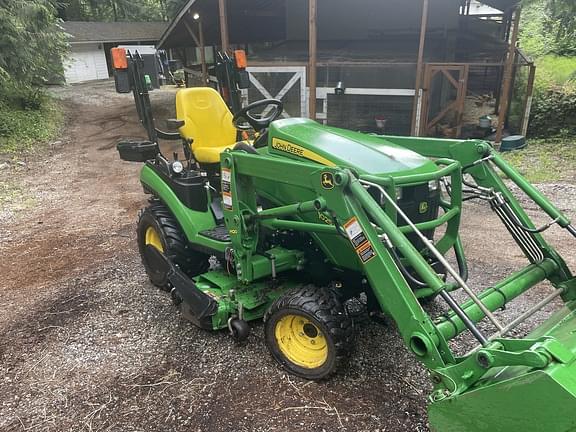 Image of John Deere 1025R Image 1