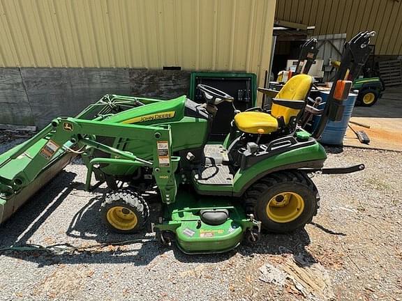 Image of John Deere 1025R equipment image 2