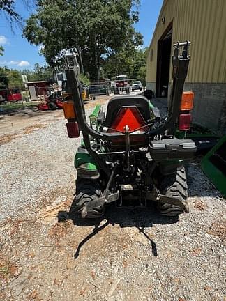 Image of John Deere 1025R equipment image 3