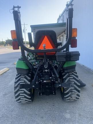 Image of John Deere 1025R equipment image 3