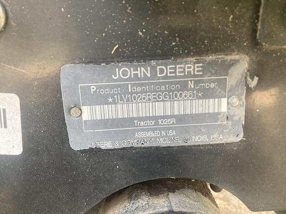 Image of John Deere 1025R equipment image 4