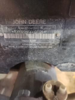 Image of John Deere 1025R equipment image 4
