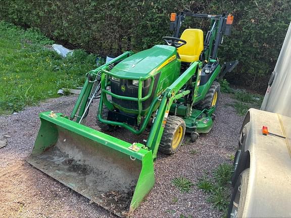 Image of John Deere 1025R equipment image 2