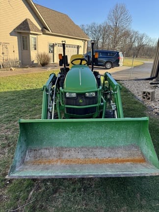 2016 John Deere 1025R Equipment Image0