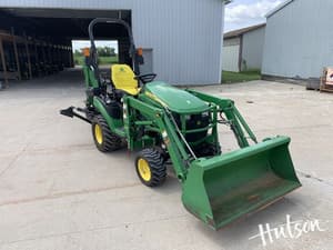 2016 John Deere 1025R Image