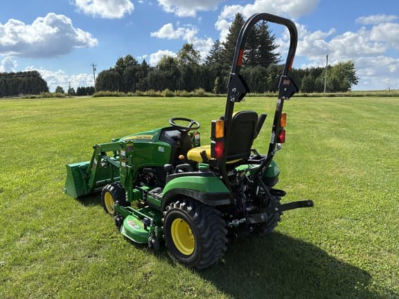Image of John Deere 1025R equipment image 2