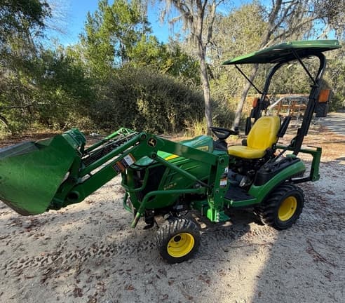Image of John Deere 1025R equipment image 1