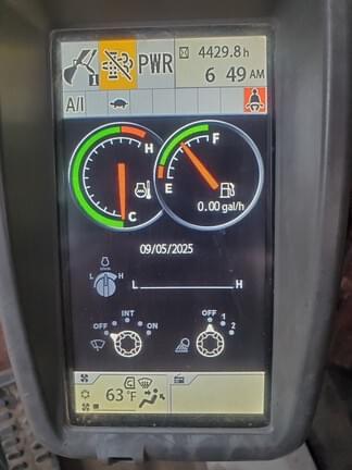 Image of John Deere 130G equipment image 2