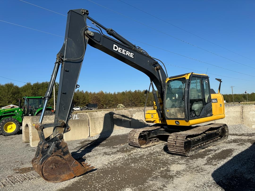 Image of John Deere 130G Primary image