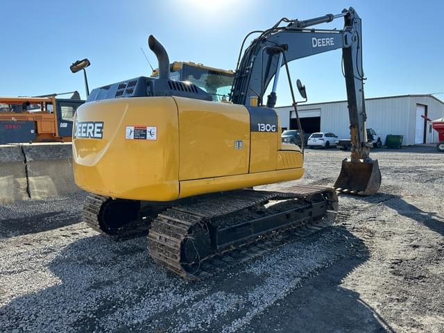 Image of John Deere 130G equipment image 2