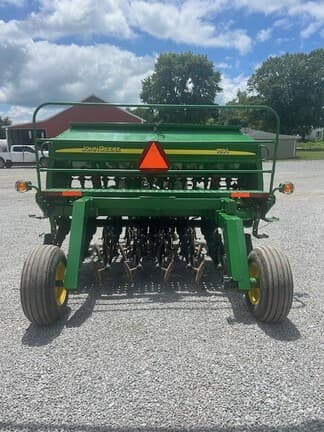 Image of John Deere 1590 equipment image 2