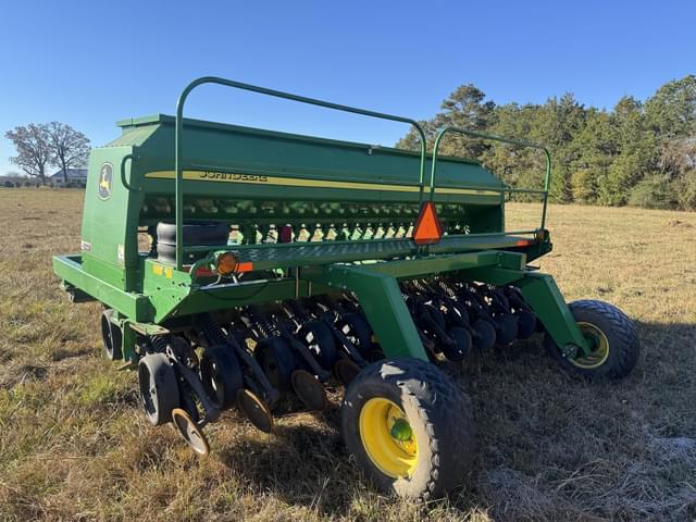 Image of John Deere 1590 equipment image 3