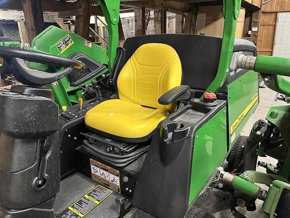 Image of John Deere 1600 Turbo II equipment image 3