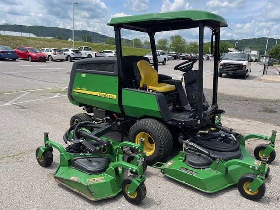 2016 John Deere 1600 Turbo Equipment Image0