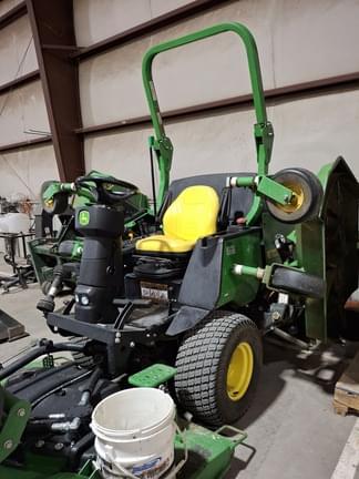 Image of John Deere 1600 equipment image 1