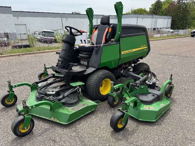 Image of John Deere 1600 Turbo II equipment image 2
