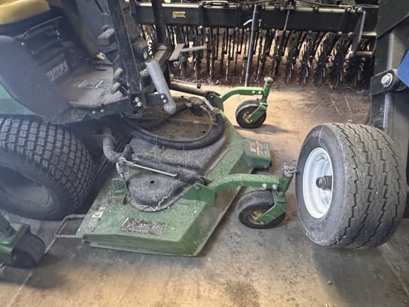 Image of John Deere 1600 Turbo equipment image 2