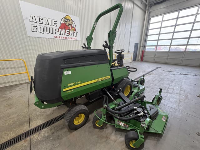 Image of John Deere 1600 Turbo II equipment image 4