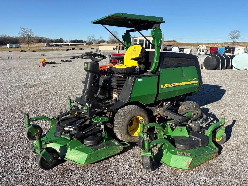 Image of John Deere 1600 Primary image