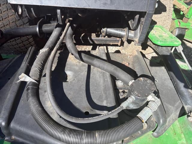 Image of John Deere 1600 equipment image 4