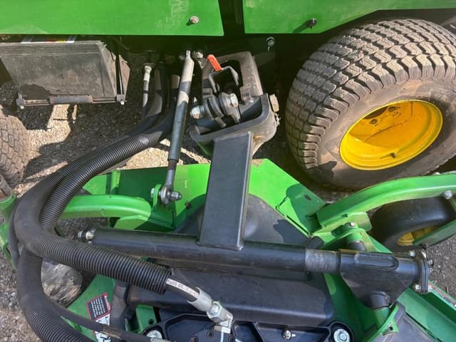 Image of John Deere 1600 equipment image 2