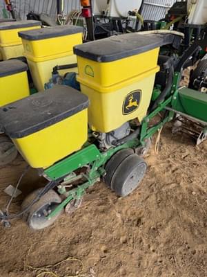 2016 John Deere 1705 Image