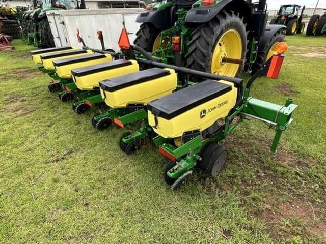 Image of John Deere 1705 equipment image 3