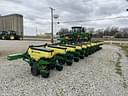 2016 John Deere 1725 Image