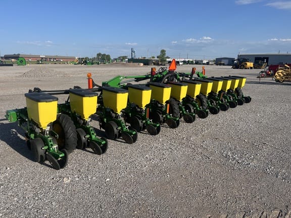 Main image John Deere 1725