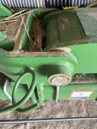 Image of John Deere 1725 equipment image 2