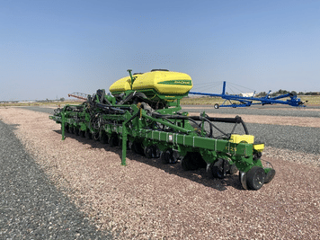 Main image John Deere 1725