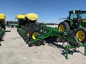 Thumbnail image John Deere 1775 1