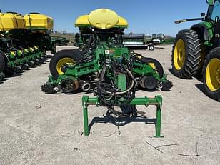 Main image John Deere 1775 21