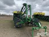 Thumbnail image John Deere 1775 3