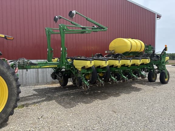 Image of John Deere 1775 Primary image
