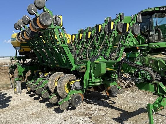 Image of John Deere 1795 Primary image