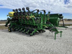 2016 John Deere 1795 Image