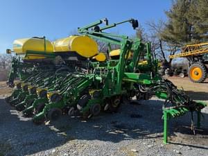 2016 John Deere 1795 Image