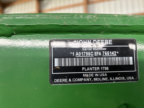 Image of John Deere 1795 equipment image 1