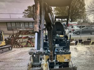 2016 John Deere 17G Image