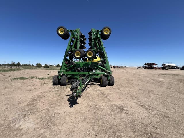 Image of John Deere 1890 equipment image 2