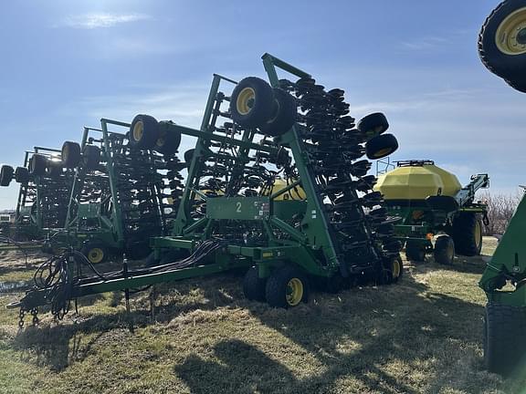 Image of John Deere 1890 equipment image 1