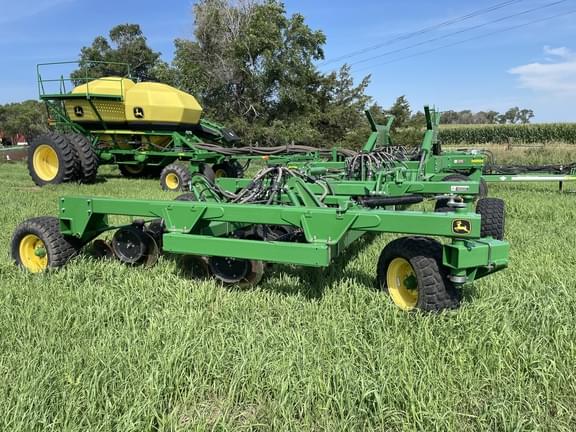 Image of John Deere 1890 Primary image