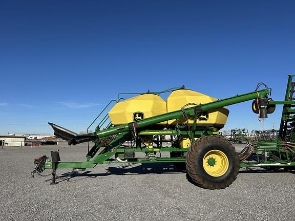 Image of John Deere 1890 equipment image 1