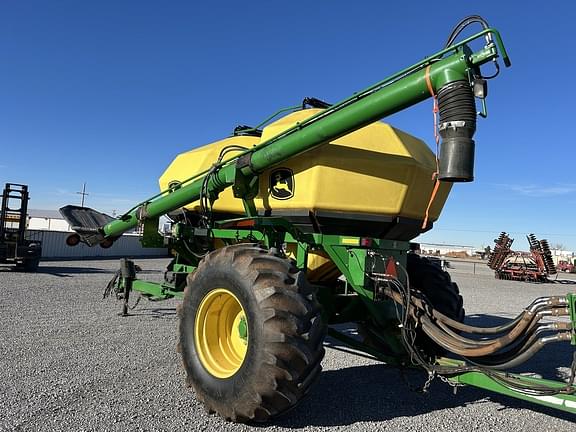 Image of John Deere 1890 equipment image 2