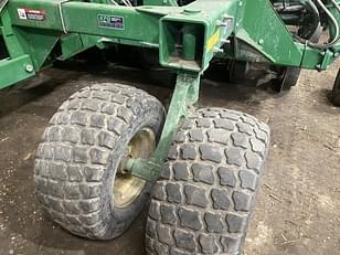 Main image John Deere 1990 14