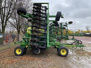 Main image John Deere 1990 1