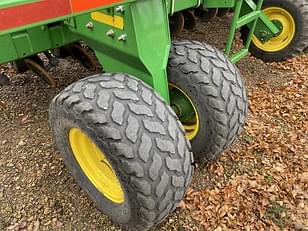 Main image John Deere 1990 5