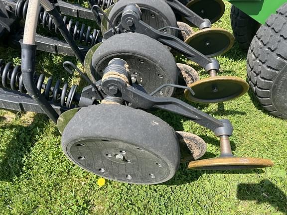 Image of John Deere 1990 equipment image 4